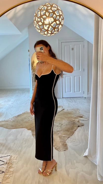 Paris Georgia Heart Dress Front Selfie in Arched Mirror